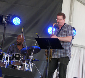 Chad Taylor and Ken Vandermark with Eric Revis’ group